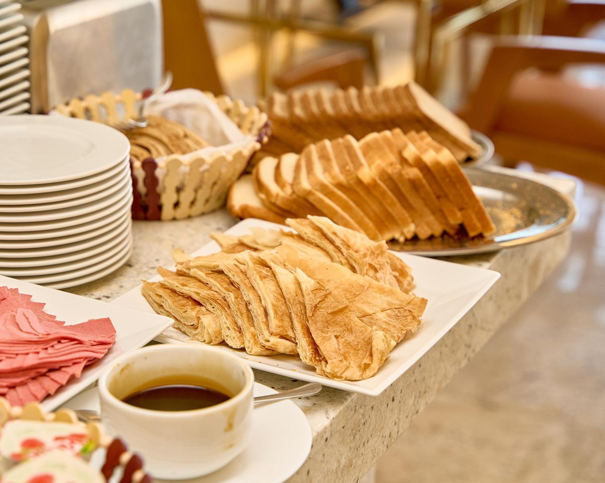 Pyramids Plateau Hotel Kafret el-Gabal Εξωτερικό φωτογραφία